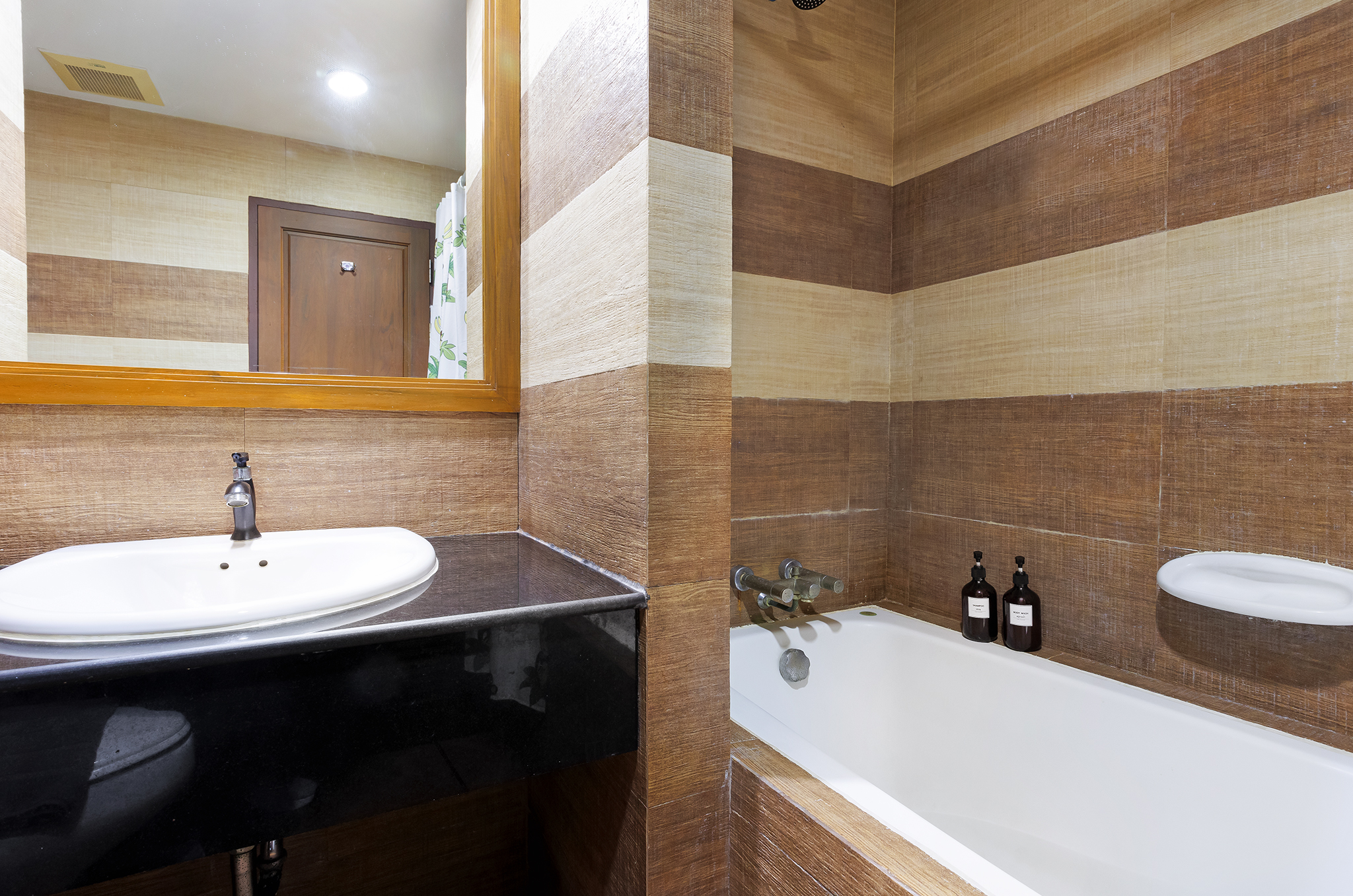 Central Place Hotel Guest Room 51