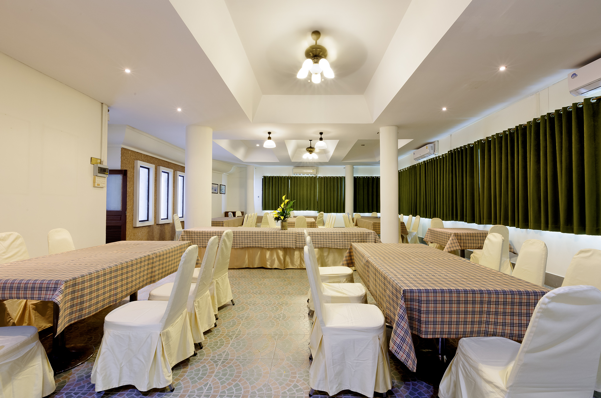 Central Place Hotel Meeting & Seminar 27