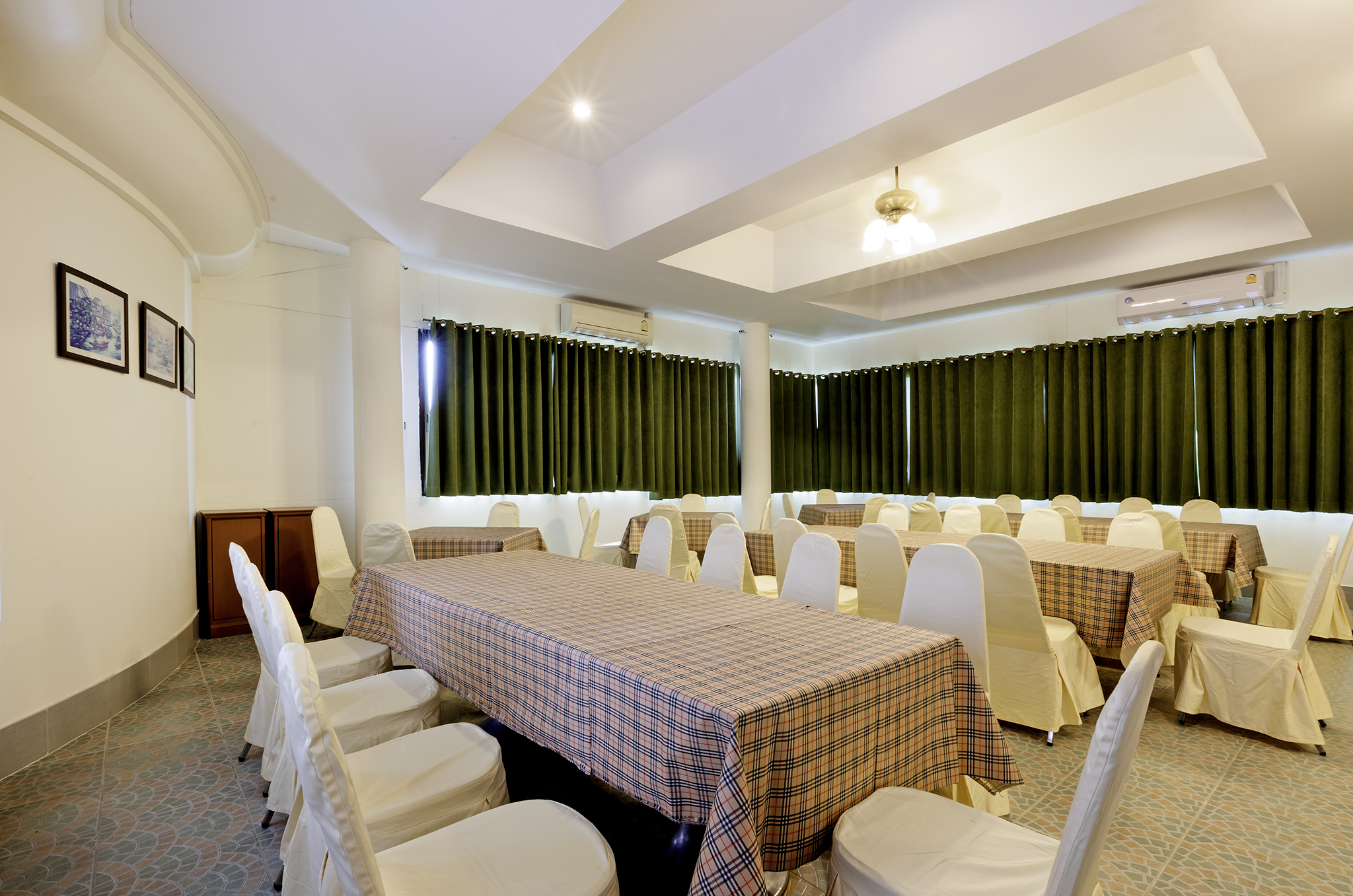 Central Place Hotel Meeting & Seminar 28