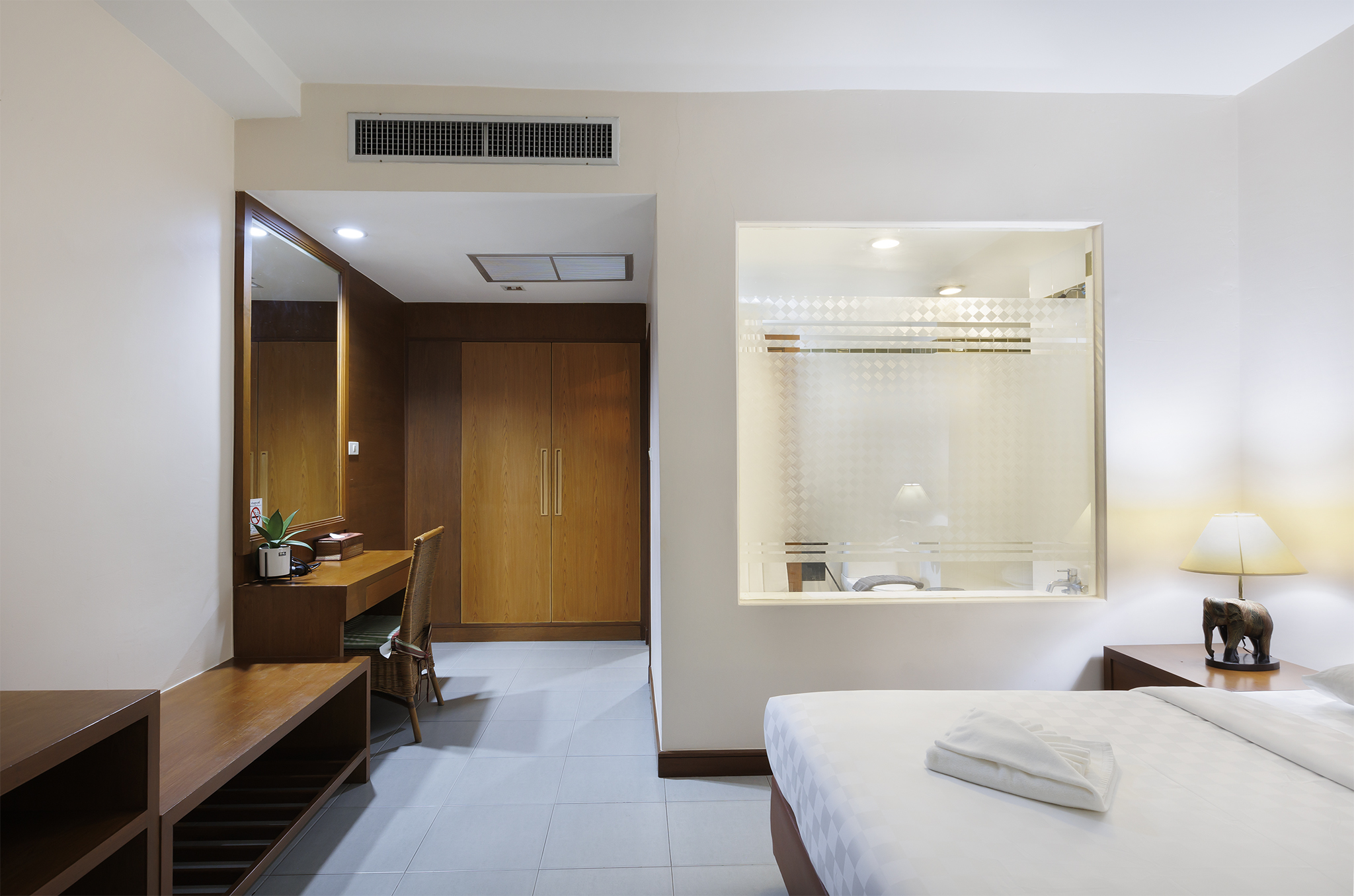 Central Place Hotel Guest Room 65